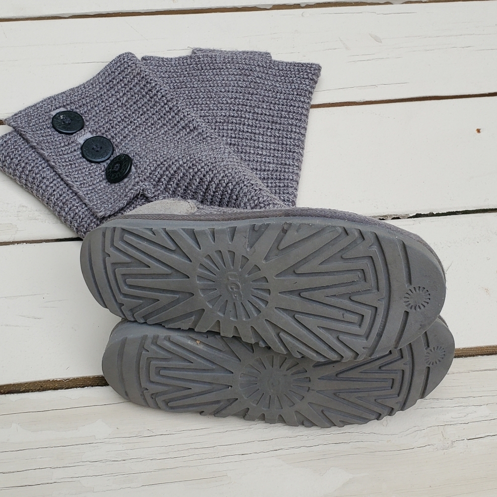 UGG Classic Cardy Boots - Picture 7 of 10